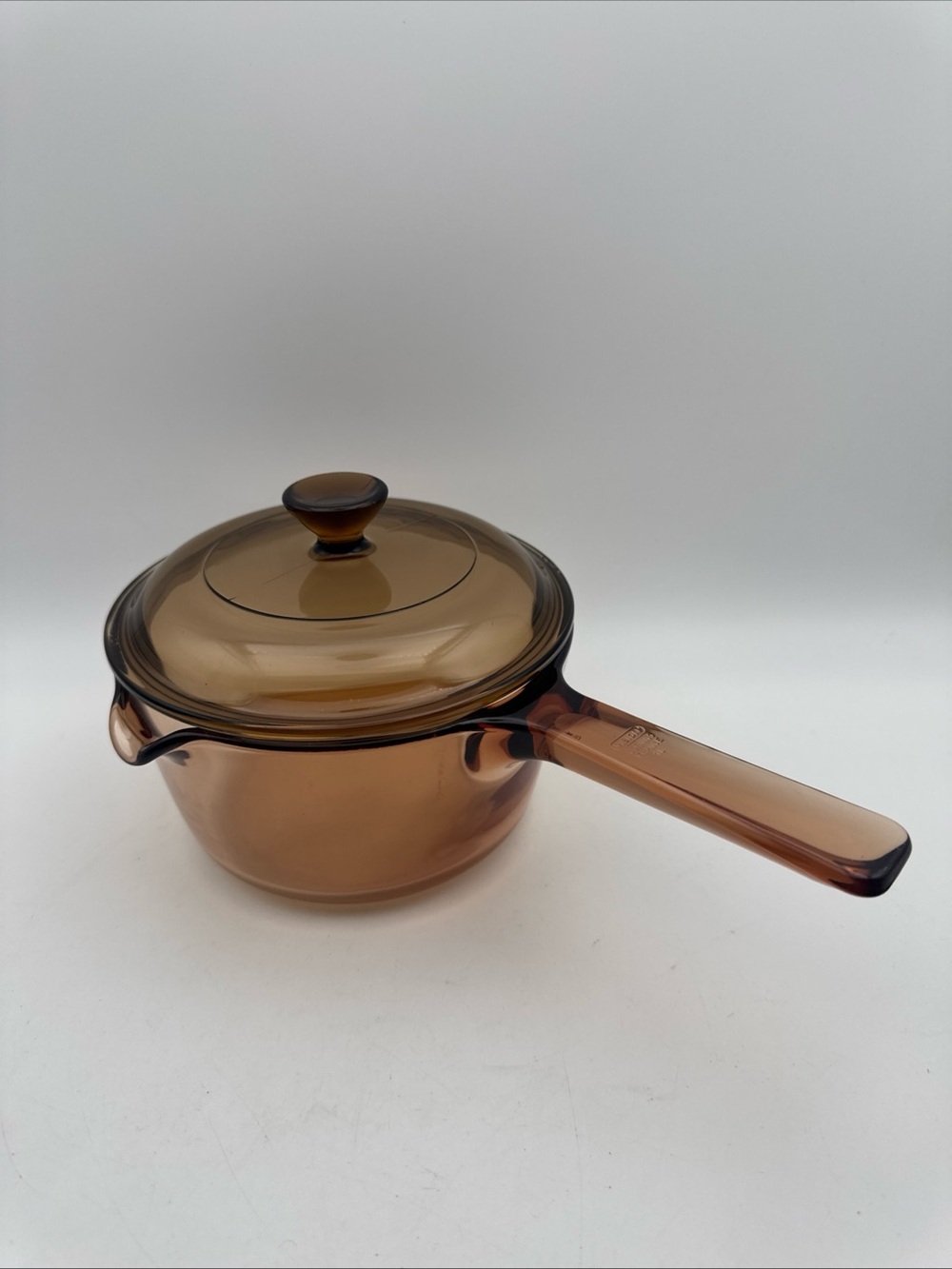 Vtg Vision Corning Ware USA 1L Amber Sauce Pan Pot w/Pour Spout & Lid